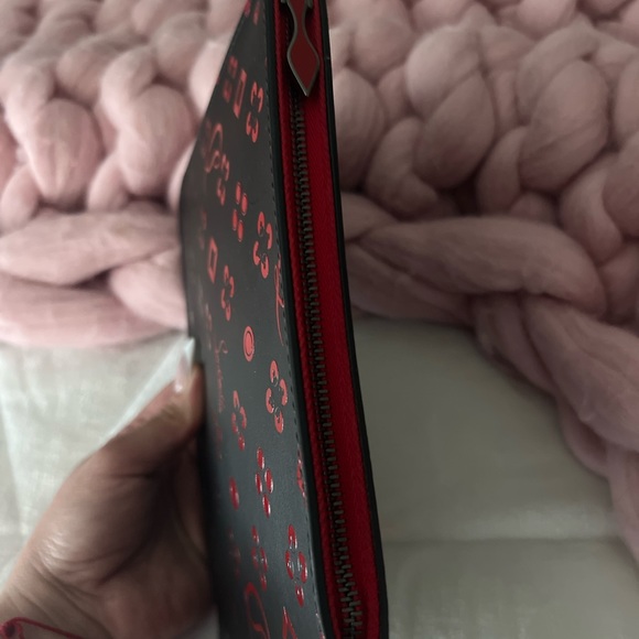 Christian Louboutin pouch authentic - Picture 2 of 6